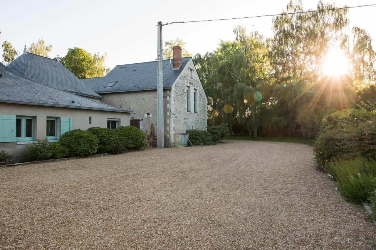 Rive Gauche - Chambres D'Hotes En Bord D'Authion Maze Exterior photo