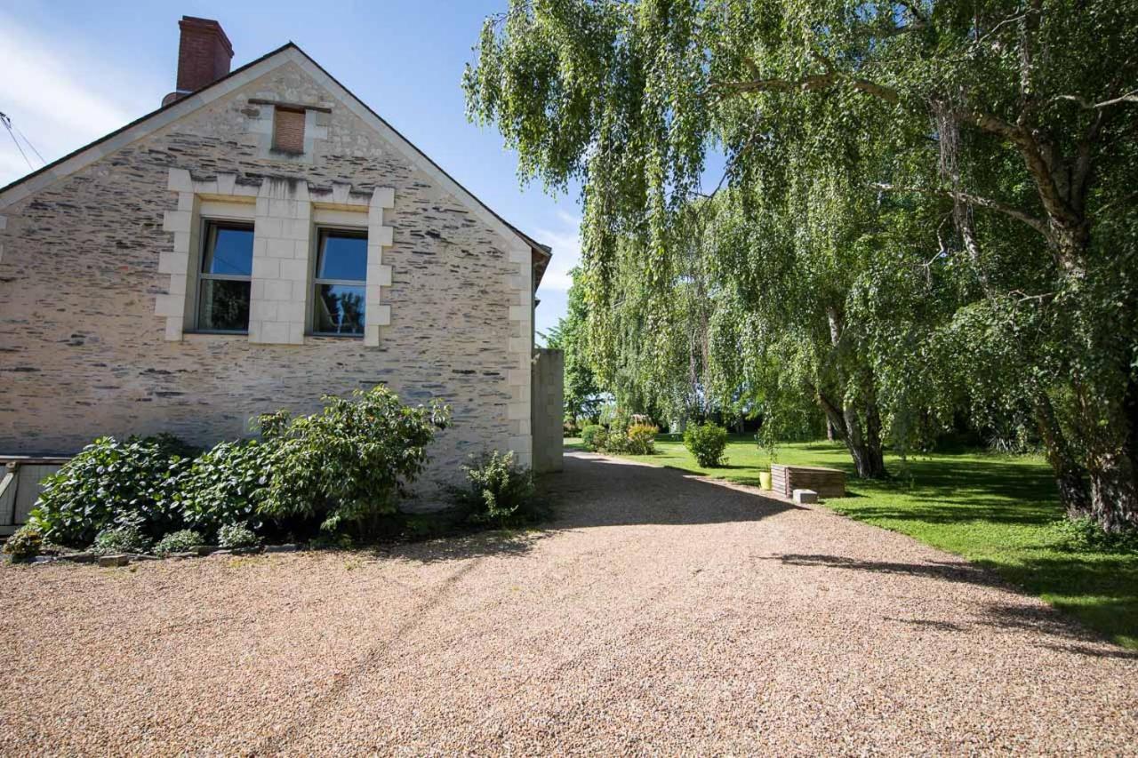 Rive Gauche - Chambres D'Hotes En Bord D'Authion Maze Exterior photo